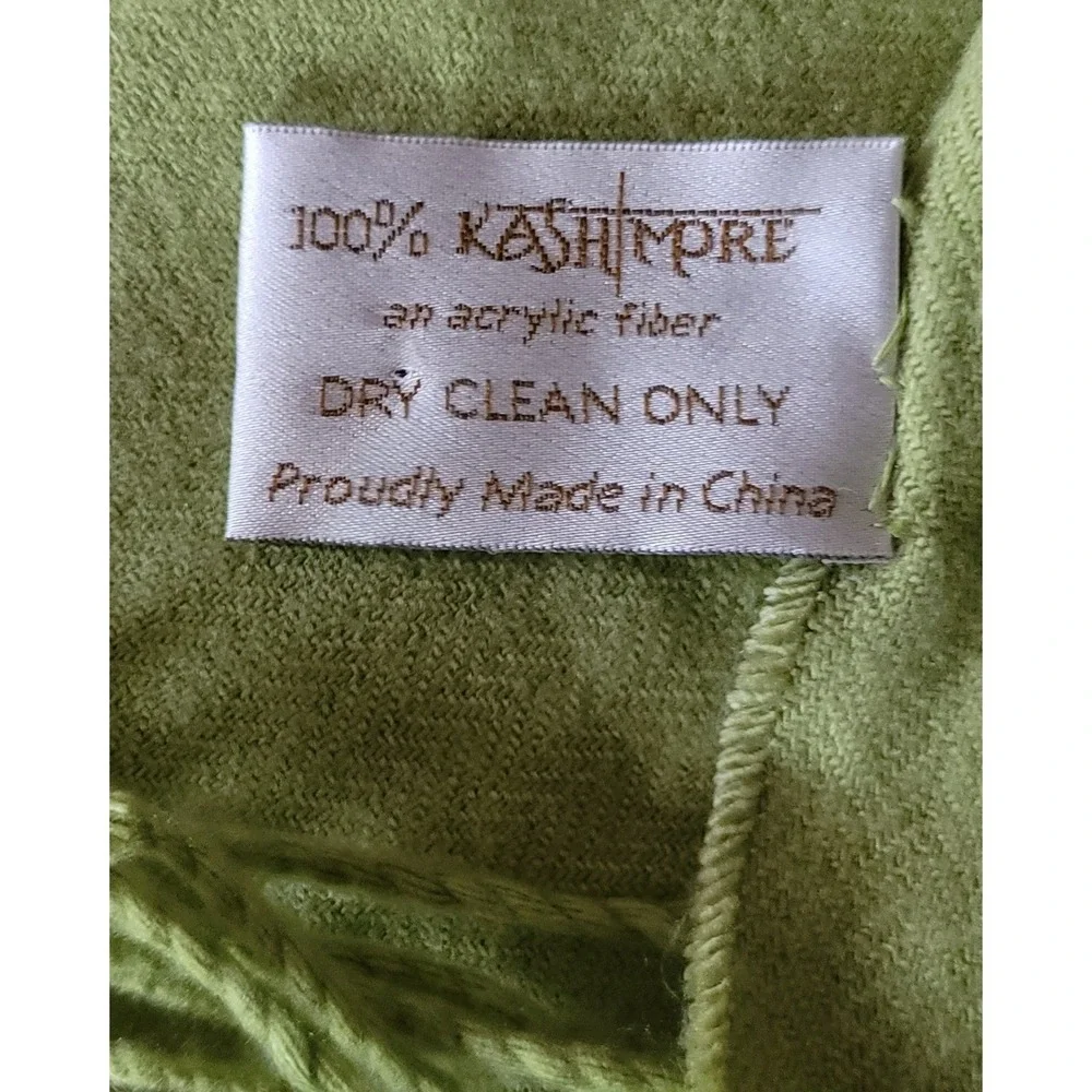 Luxuriously Soft 100% Kashmore by Bellemonde Scarf Green 29.5